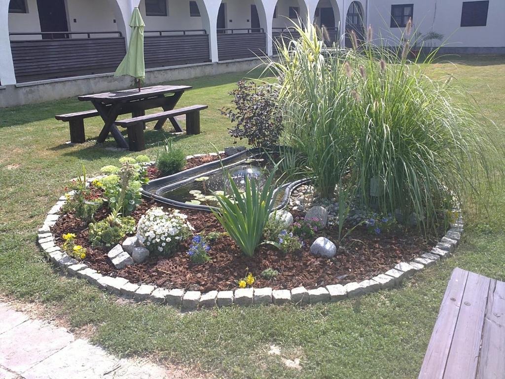 Siesta Club Apartman Harkan Exterior foto