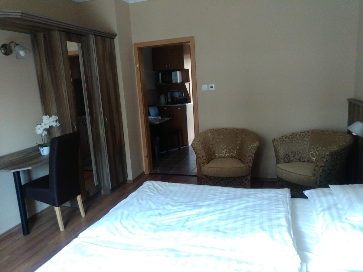 Siesta Club Apartman Harkan Exterior foto